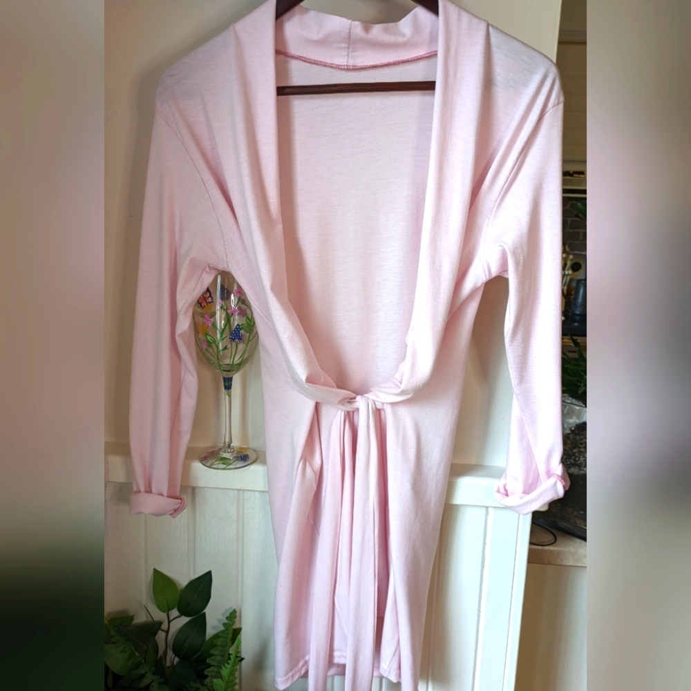 Soft pink robe/ cardigan.  M